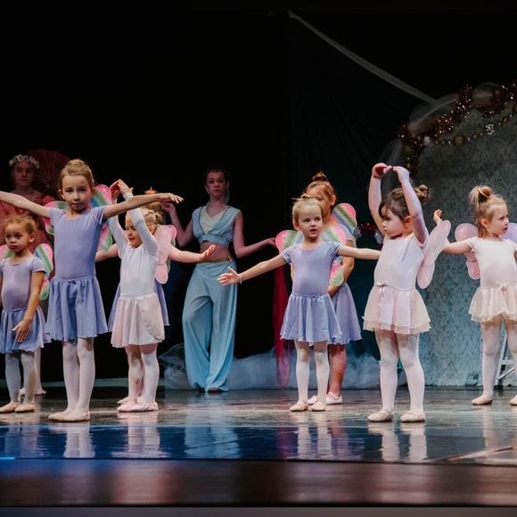 Meet your Posher, Sedina - Picture 10 of 16